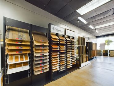 A showroom filled with lots of different types of flooring.