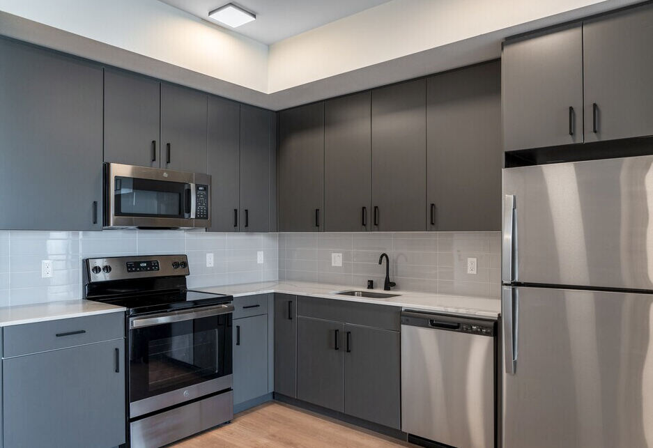 Photo of an l-shaped kitchen