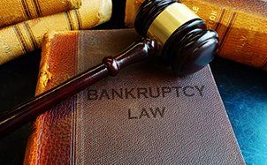 Columbus Bankruptcy Lawyers — Gavel on bankruptcy Law books in Columbus, OH