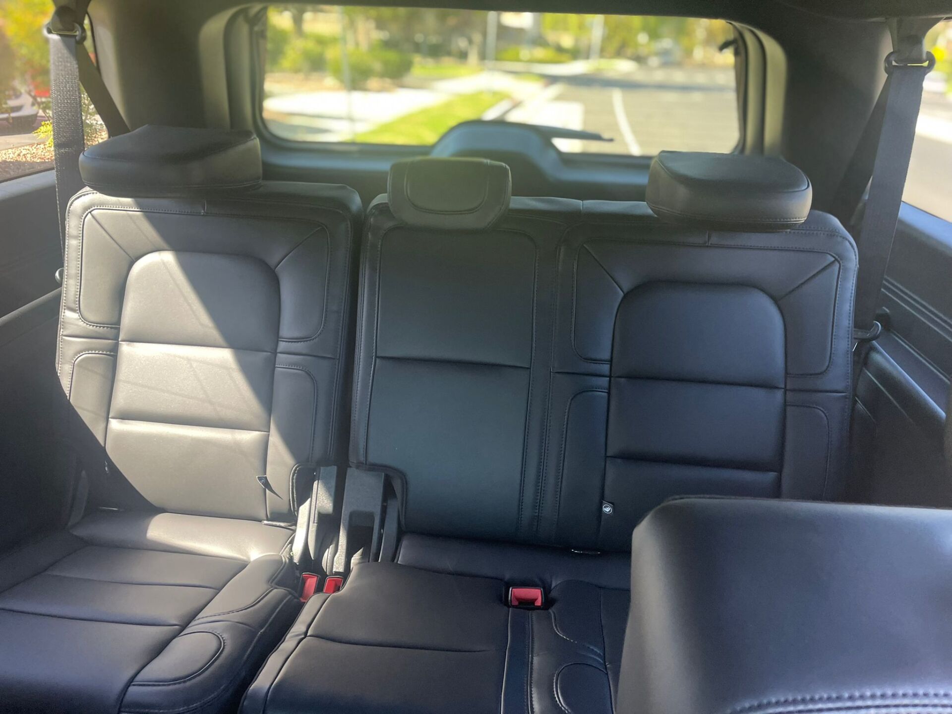 2019 Lincoln Navigator Dino — Los Angeles County, CA — AA Limo Services