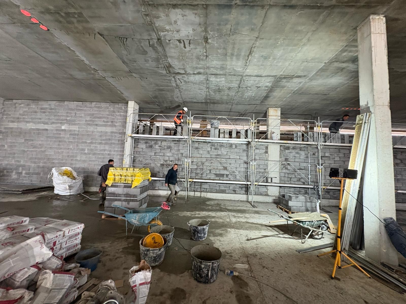 Un cantiere edile lavorazioni in cemento e mattoni Geotecno Genova