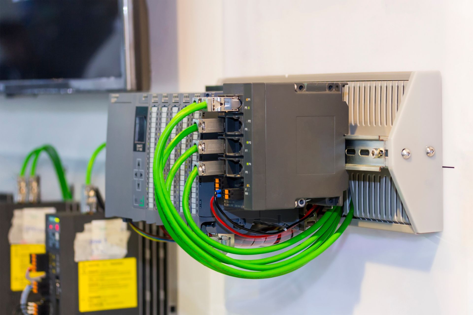 Audio Visual Systems — Wollongong, NSW — Cabling & Wireless Pty Ltd