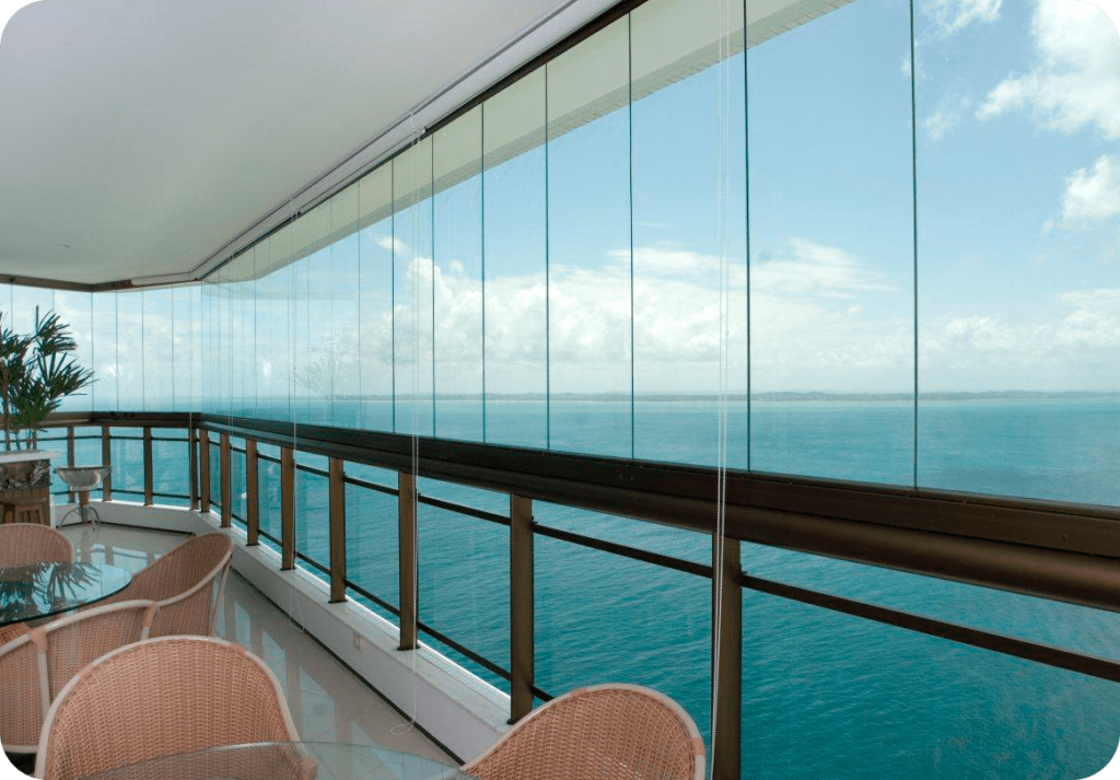 Envidraçamento de sacada