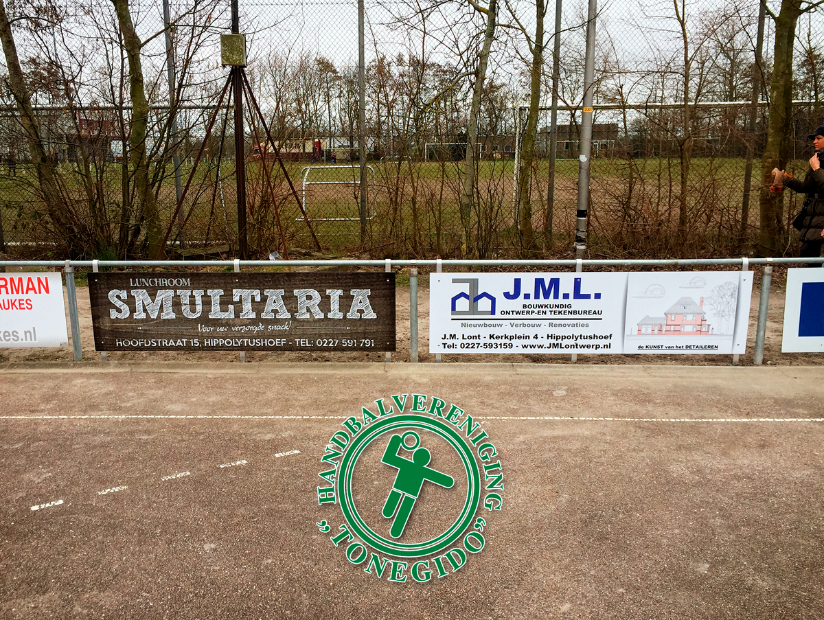 Reclameborden Tonegido