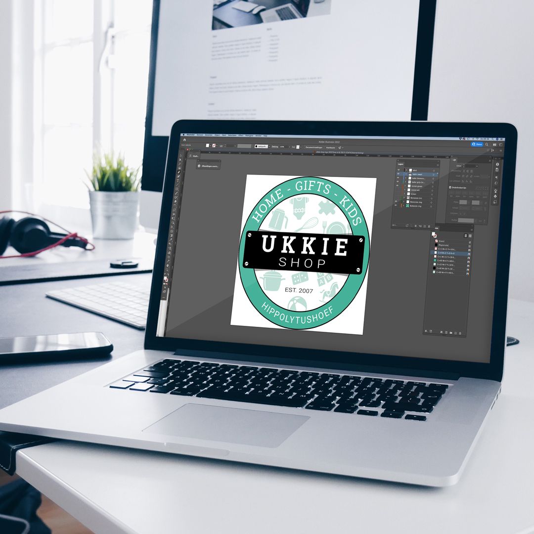 logo ukkie shop by reclamestudio Morant