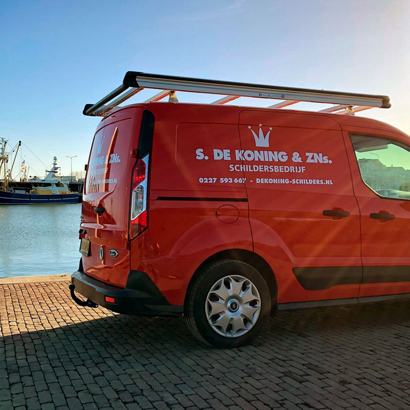 Belettering bedrijfsbusje Schildersbedrijf De Koning