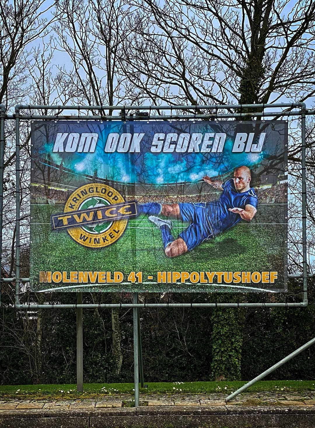 Spandoek kringloopwinkel Twice by reclamestudio Morant