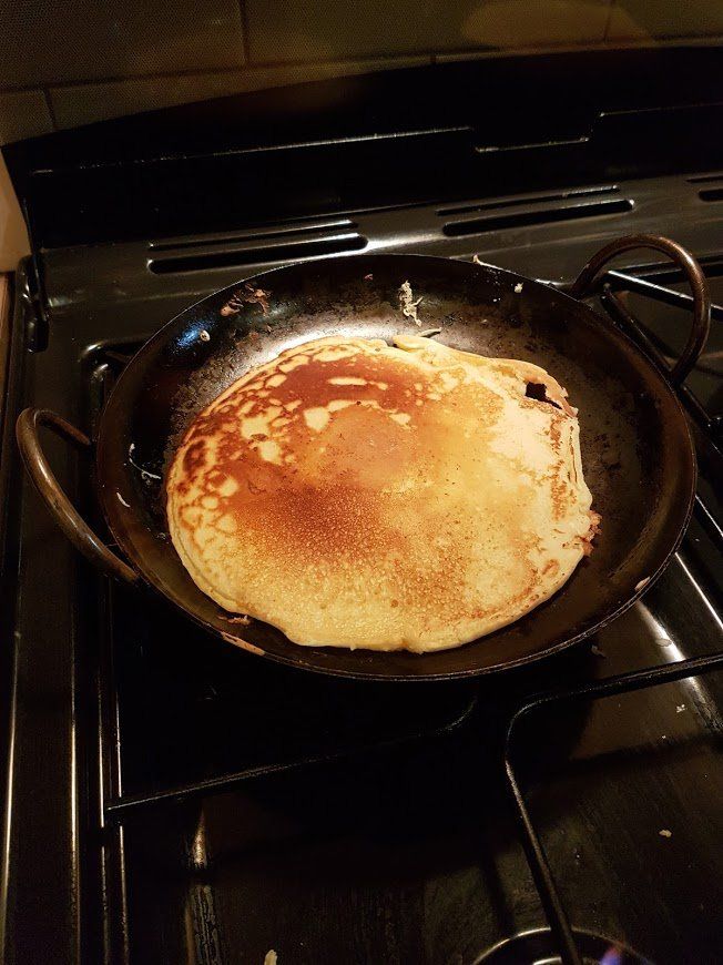 loop handle carbon steel pan