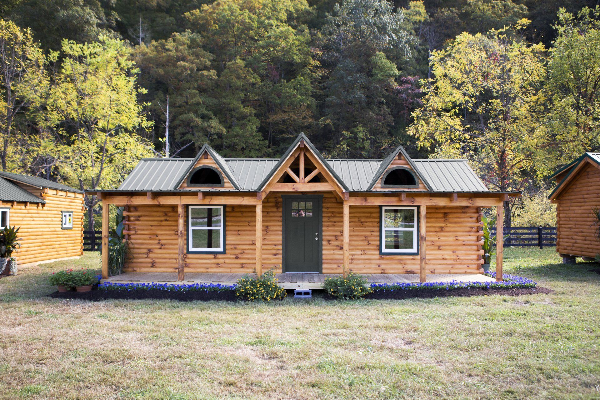 Are you thinking about owning a hunting lodge? Do you know about its common design?