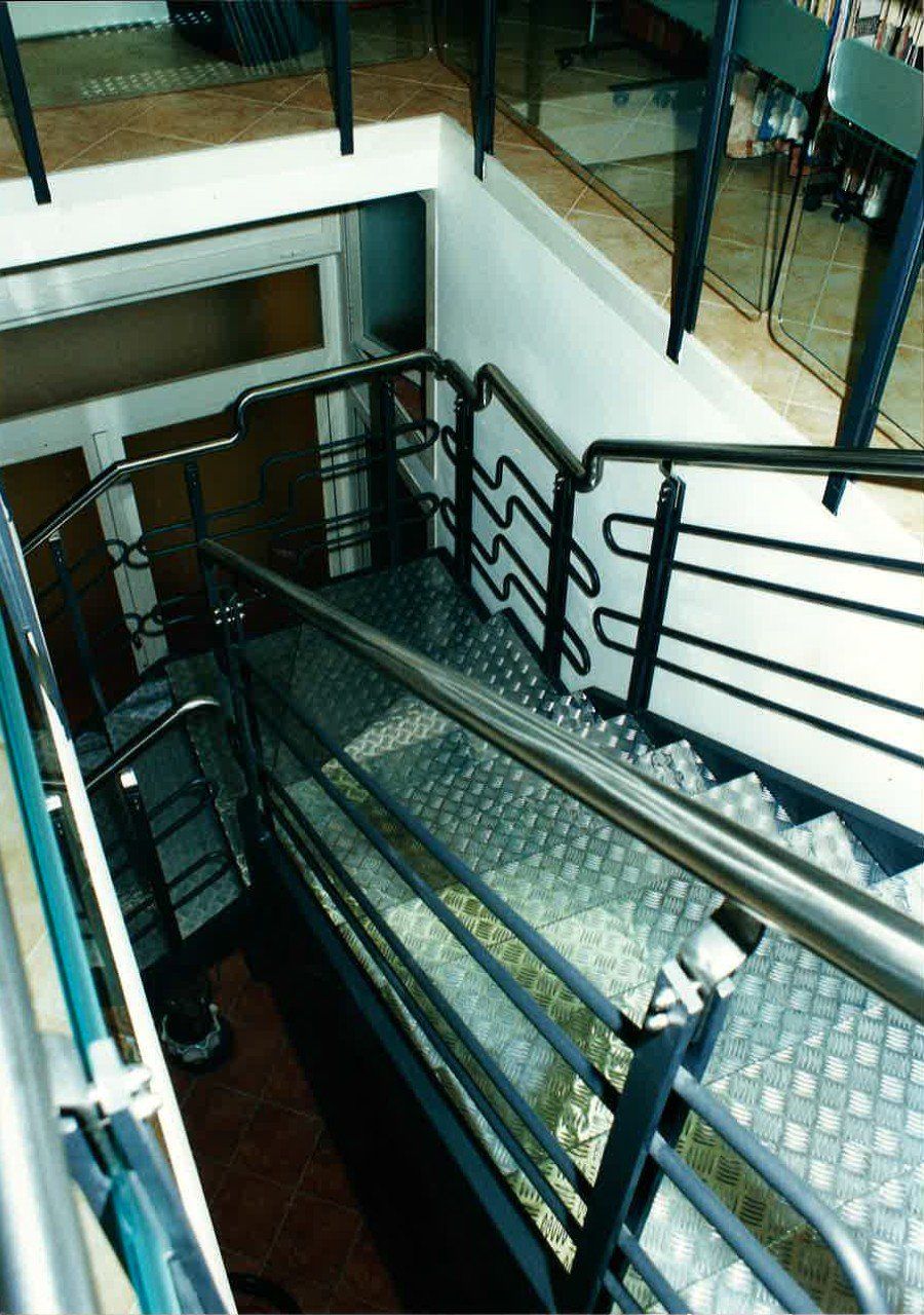 scala in ferro solida