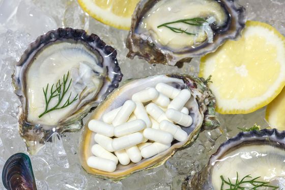 oysters rich in zinc help lower estrogen in men
