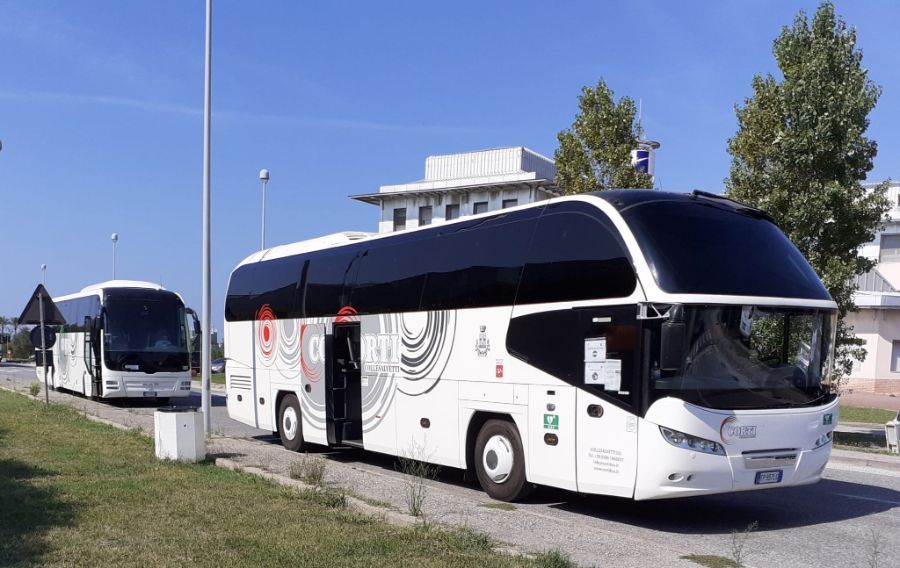 bus navetta turisti