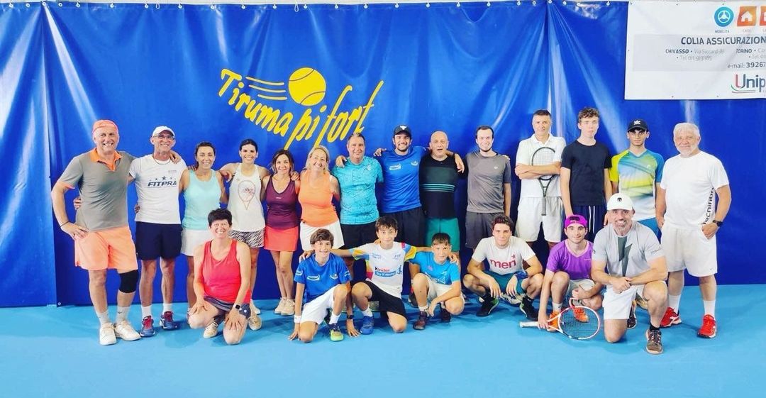 Corsi di tennis e padel individuali e diugruppo per adulti