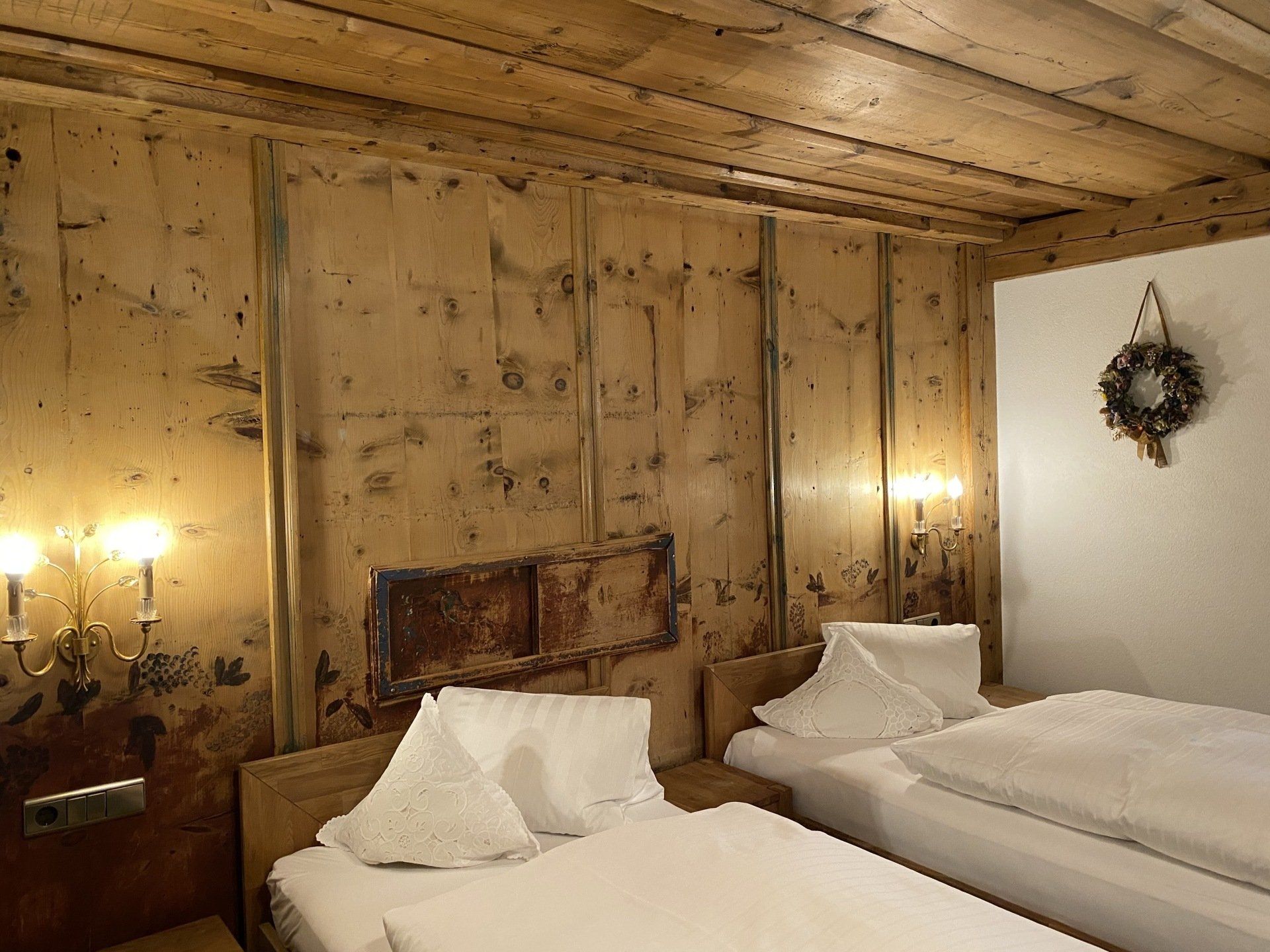 Hotel Auhof in St. Anton am Arlberg - room gallery