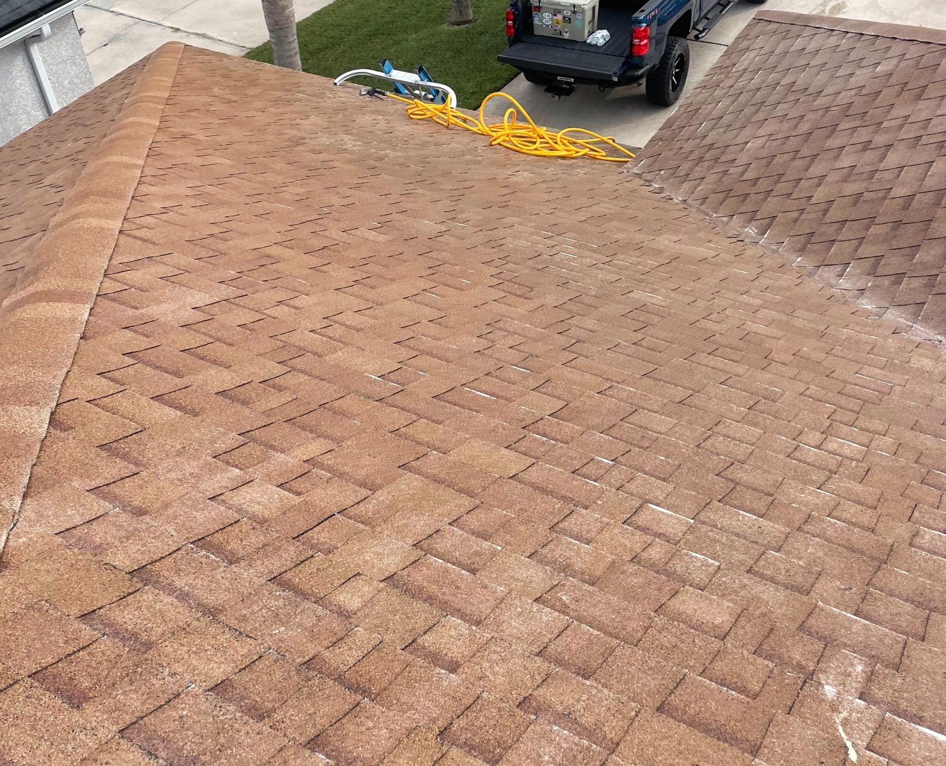Power Washing & Roof Cleaning Near Me