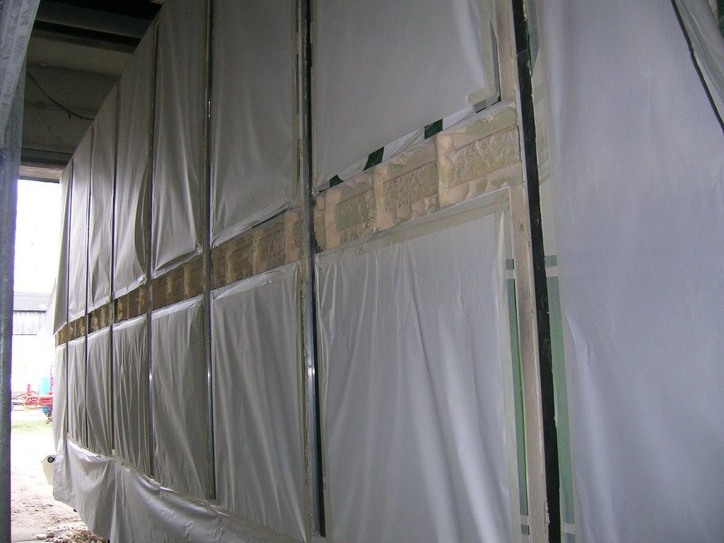 Krovininių mikroautobusų ir kietašonių kėbulų šiltinimas
