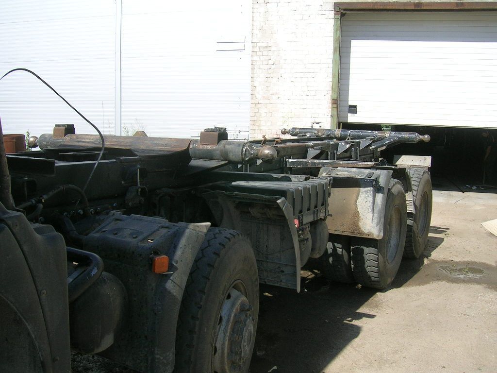 Sunkvežimių, vilkikų, puspriekabių, džipų, tralų, mikroautobusų rėmų lyginimas