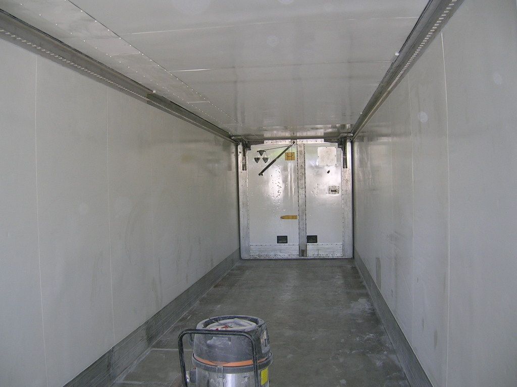 Izoterminių kėbulų, šaldytuvų remontas, dažymas