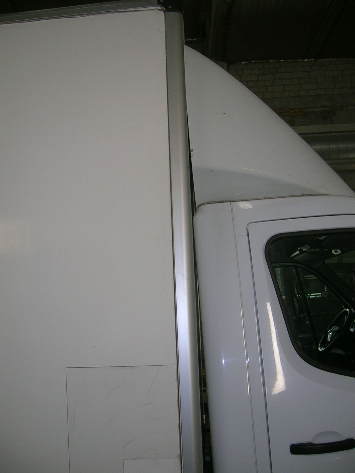 Sunkvežimių, vilkikų, puspriekabių, džipų, tralų, mikroautobusų rėmų lyginimas