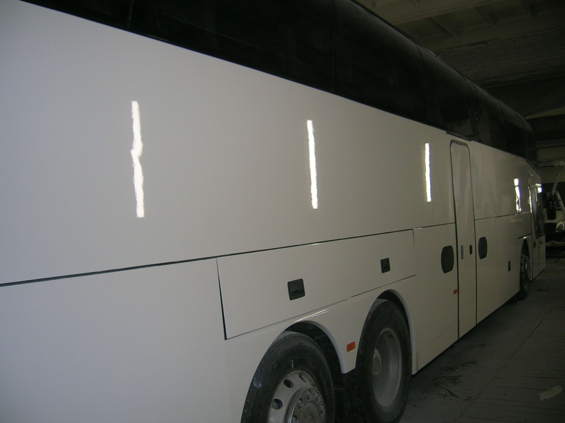 Autobusų remontas po auto įvykių, perdažymo darbai
