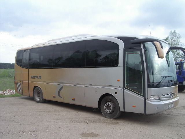 Autobusų remontas po auto įvykių, perdažymo darbai
