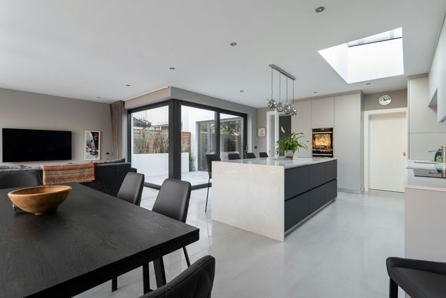 kitchen extension surrey