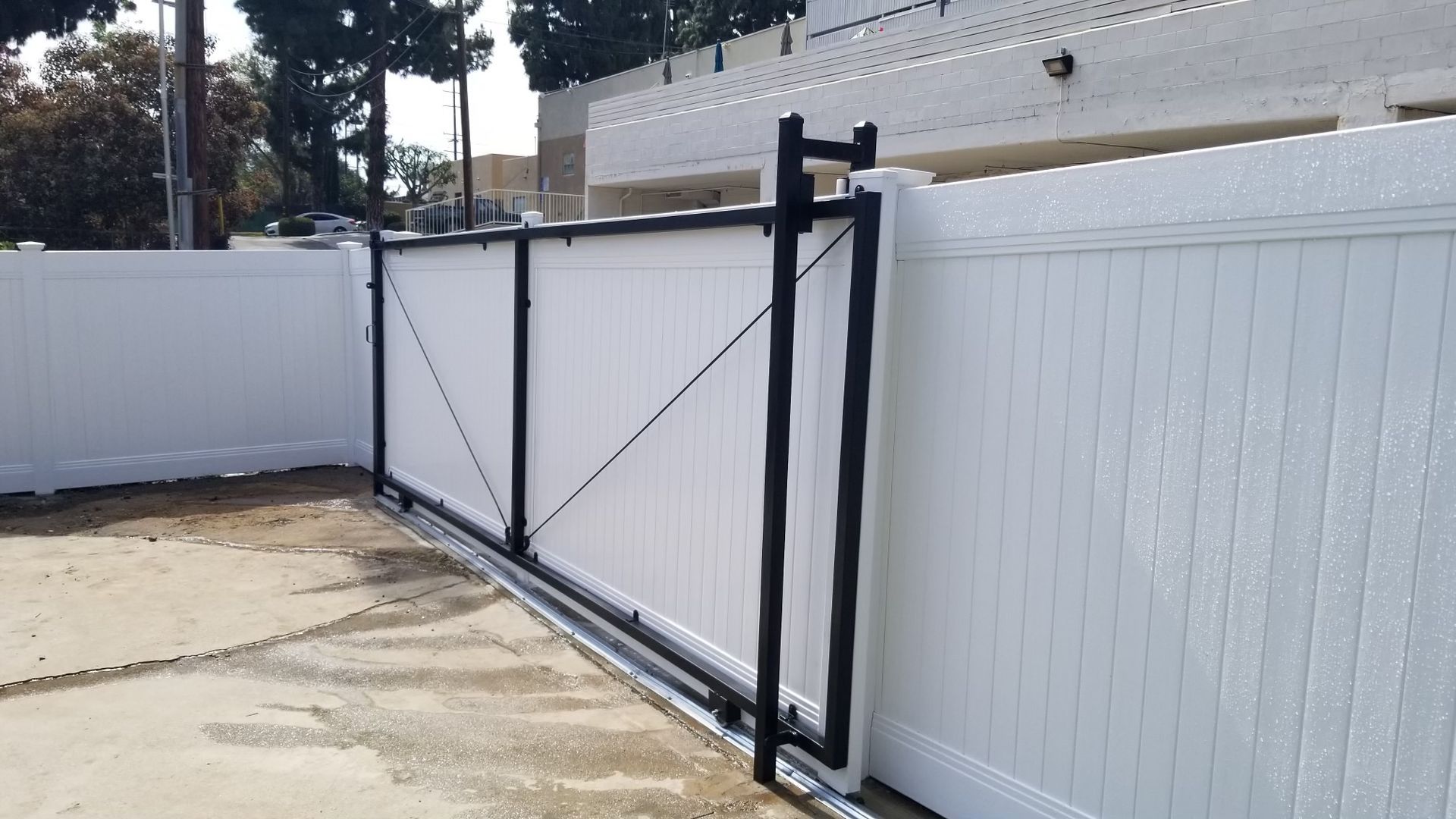Vinyl gates
