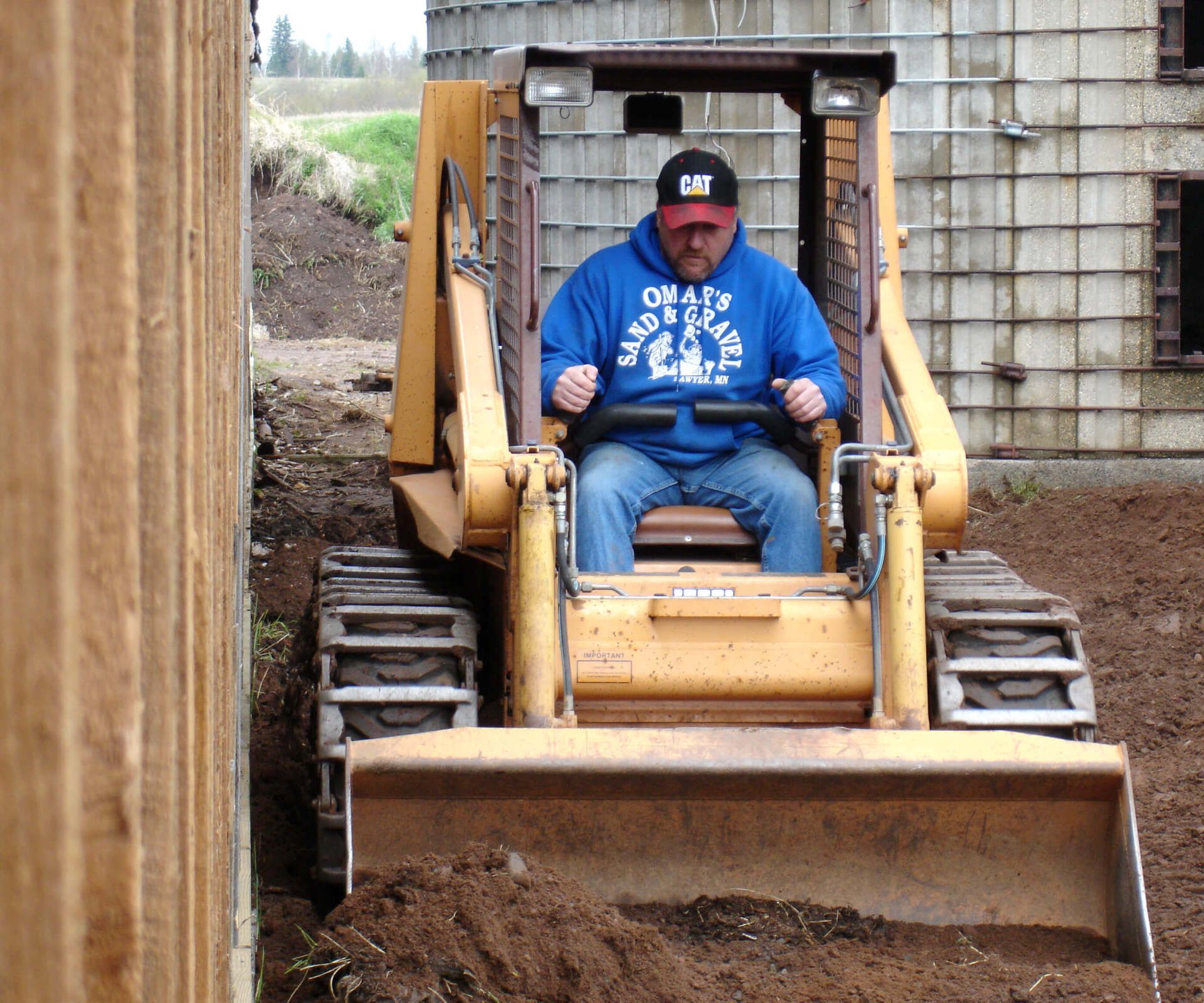 Barn Area Clean-up — Carlton, MN — Omar's Sand & Gravel