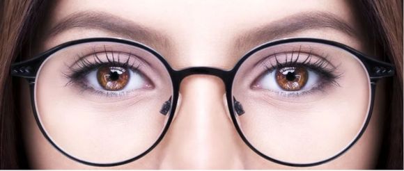 occhiali da vista con lenti di qualità