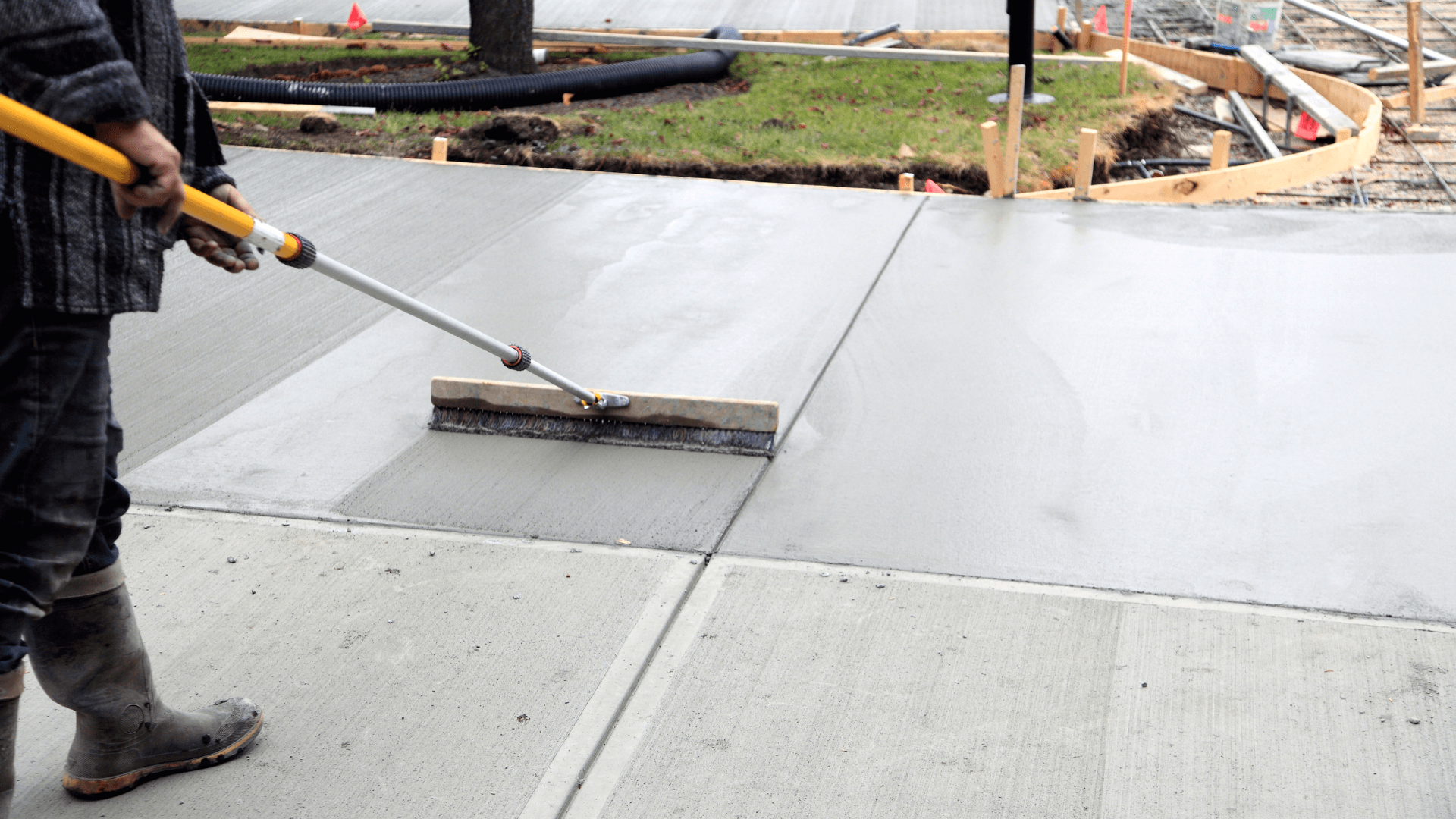 Concrete steps poured in the heart of Hockley TX