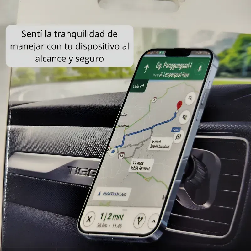 Soporte de teléfono para coche con caja y dos placas metálicas adhesivas.