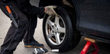 We offer professional and reliable car tyre replacement services