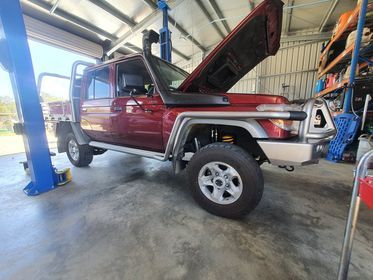 Landcruiser In For Suspension Upgrade And Accessories — Aspire Diesel In Gracemere,QLD
