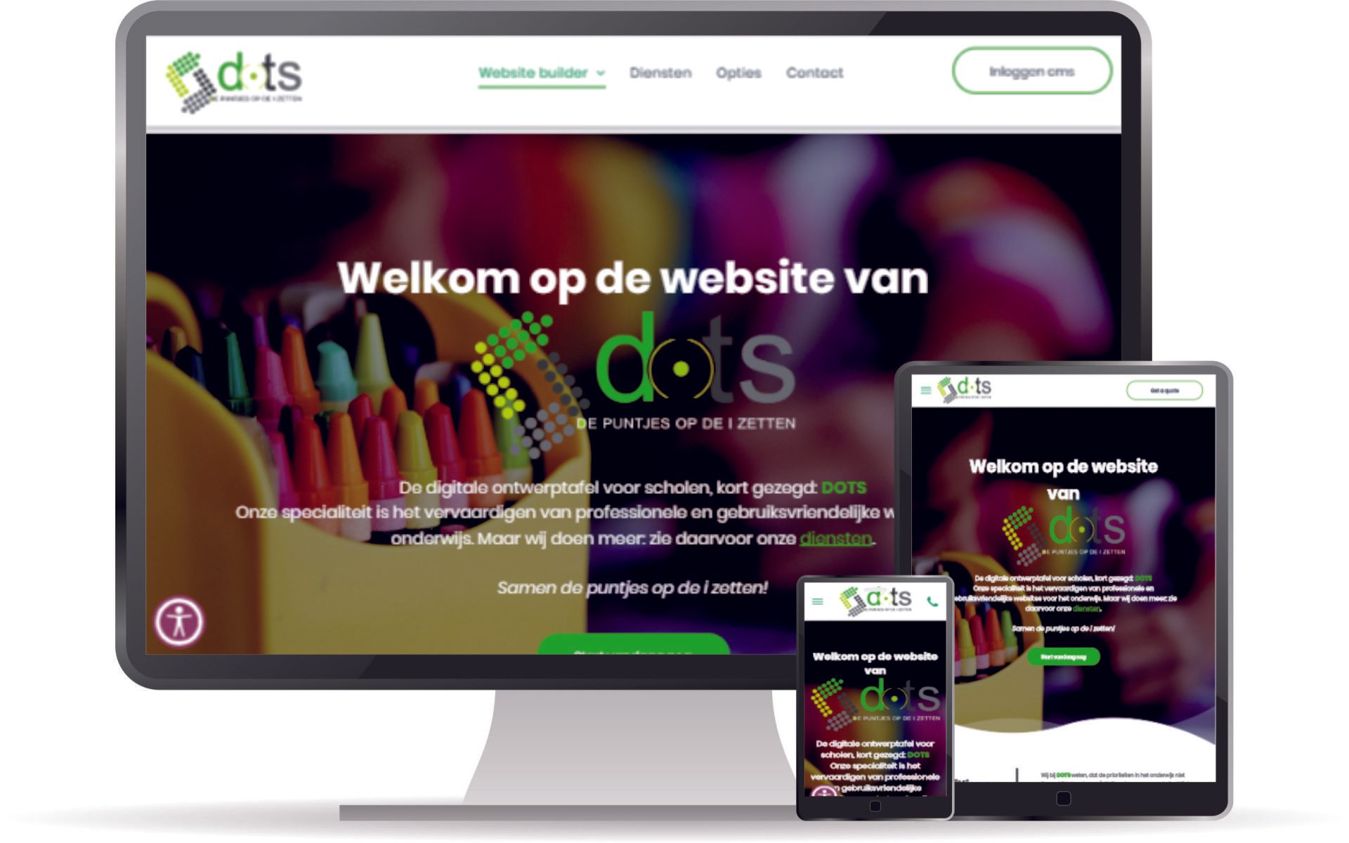 Een computermonitor en een tablet geven een website weer.
