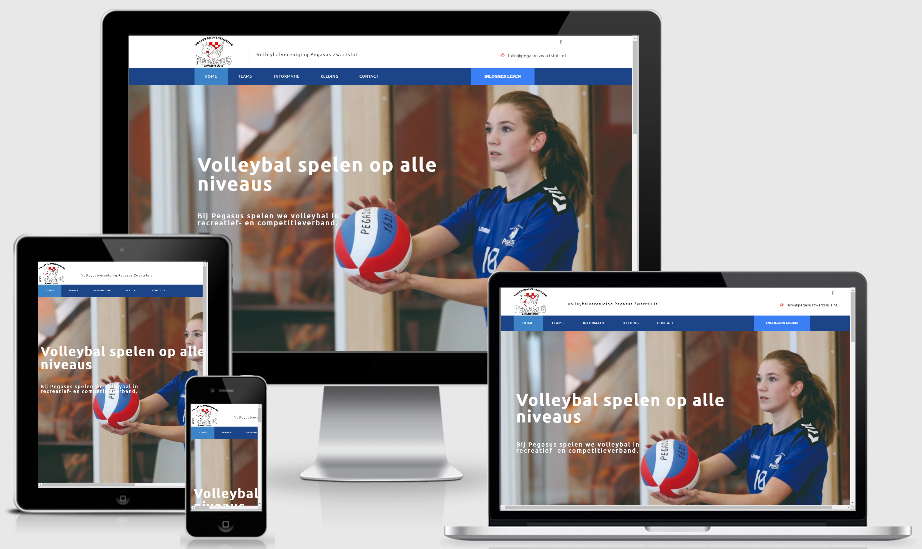 Een vrouw in een blauw shirt houdt een volleybal vast op een computer, tablet en telefoon.