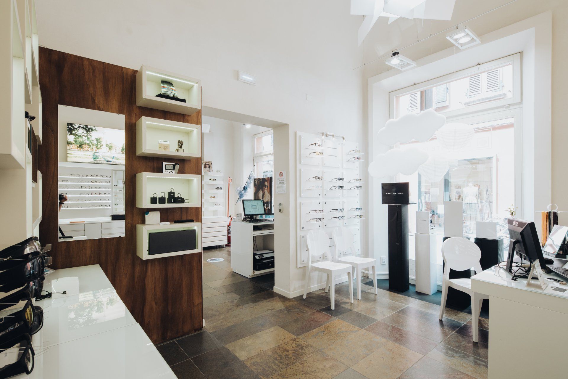 interno centro ottico