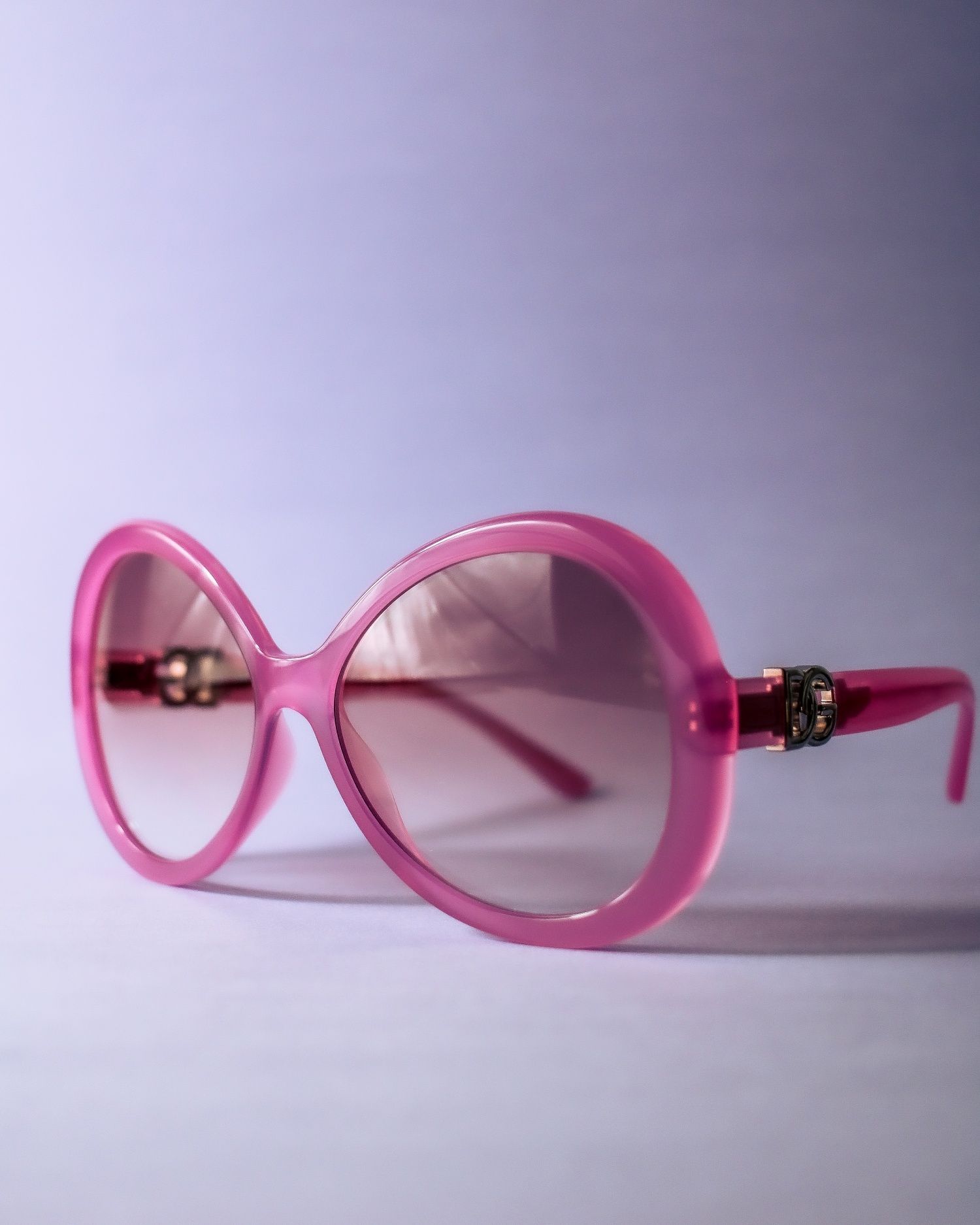 occhiali da sole dolce e gabbana con montatura rosa
