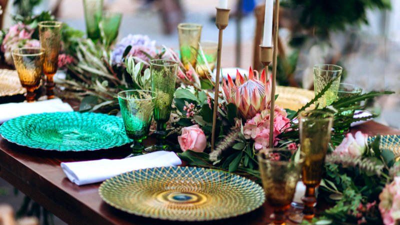 Casual elegant picnic setting