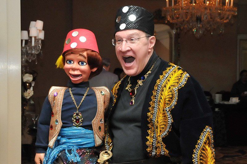 Strolling entertainment image showing a Arabian ventriloquist