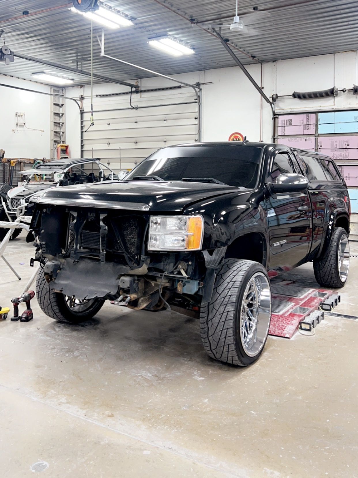 Take Your Damaged Vehicle to Lutz's Garage in Jefferson City, MO & We'll Repair Your Auto Body.