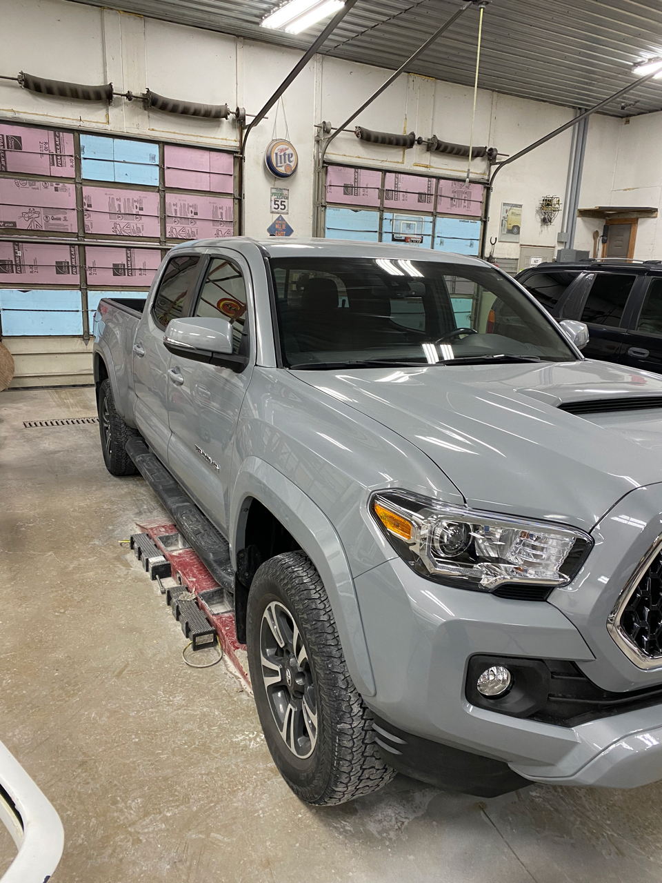 Want a Flawless Finish on Your Auto Body? Visit Lutz's Garage in Jefferson City, MO.