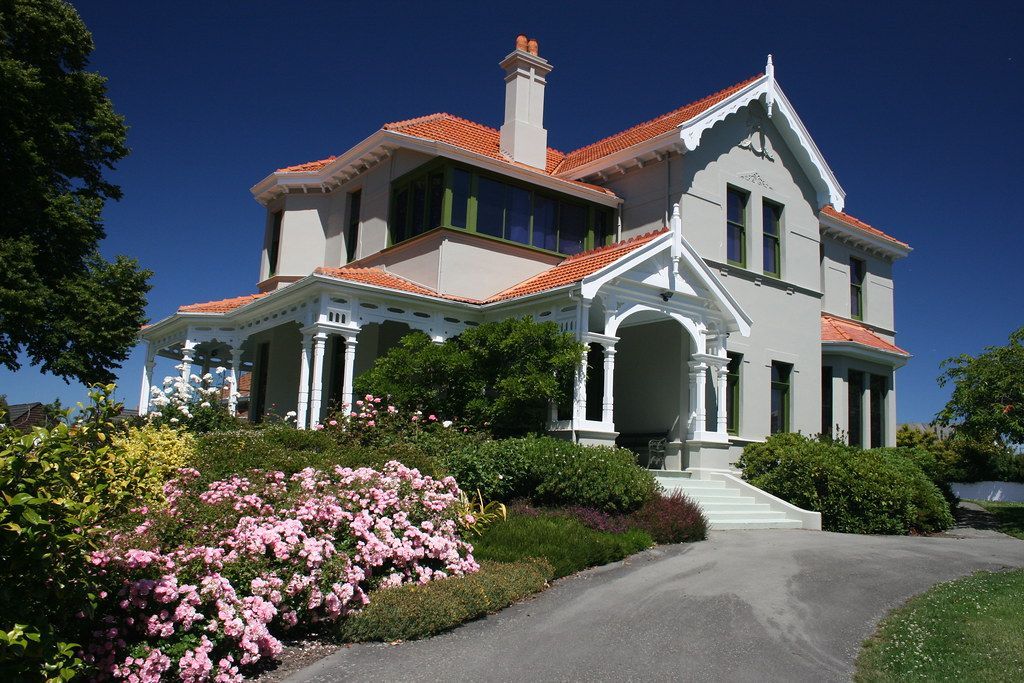 Bay City Motor Lodge - art galleries & museums