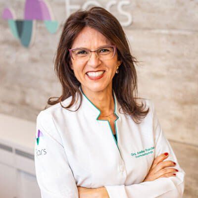 Dra. Anelise Castilhos Ruschel, médica otorrinolaringologista