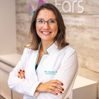Dra. Caroline Elias