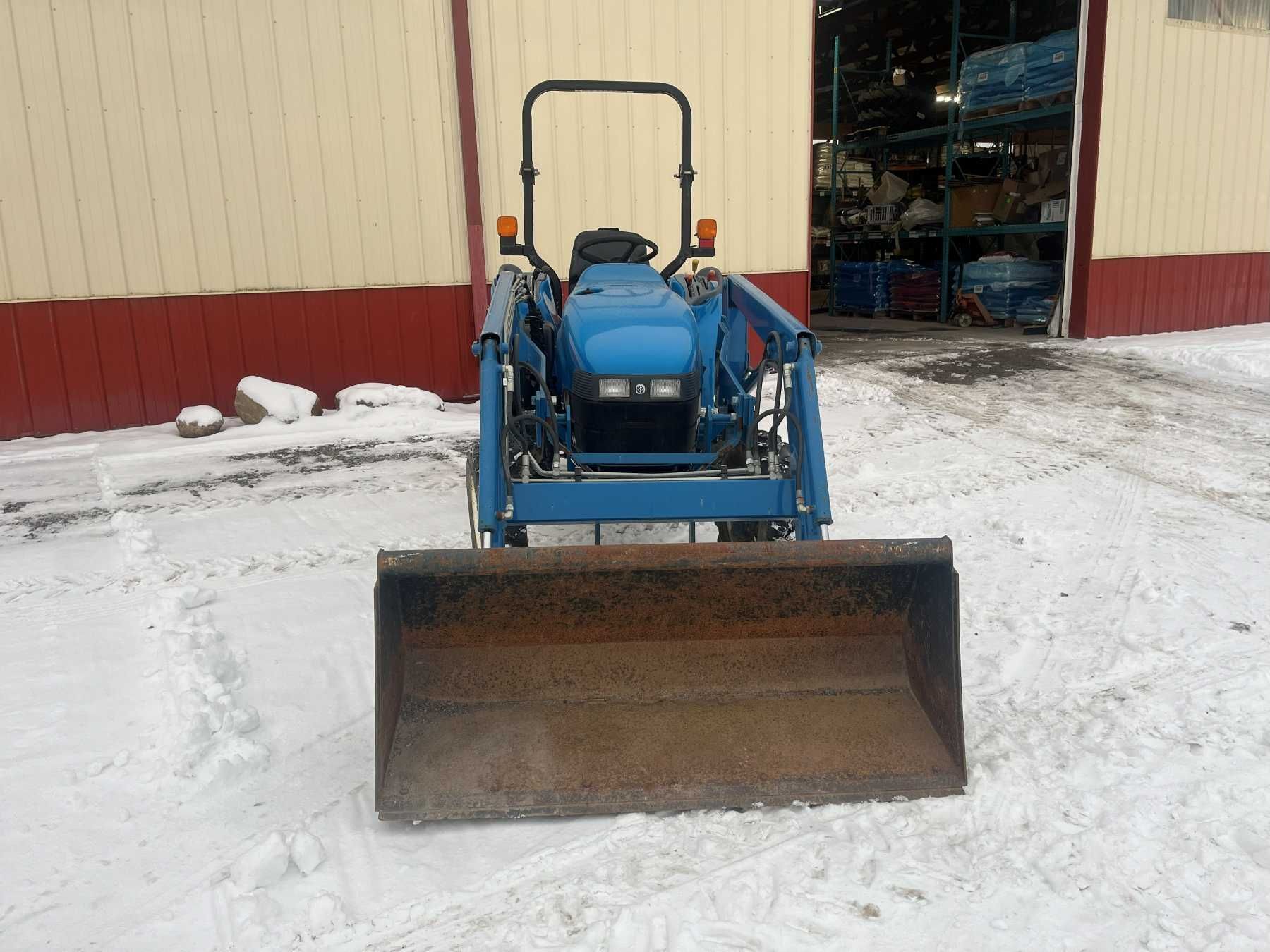 1997 New Holland 1725 Tractor 