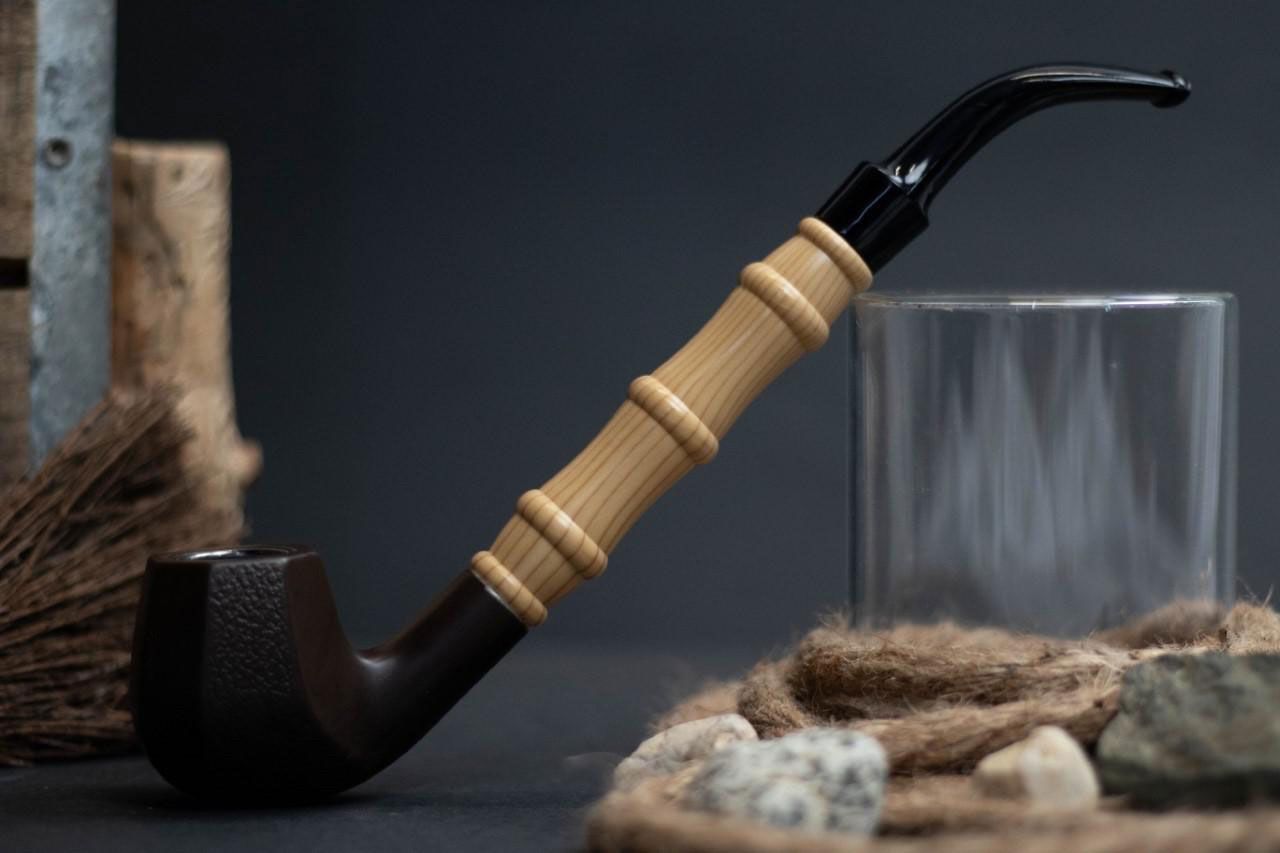 smoking pipe