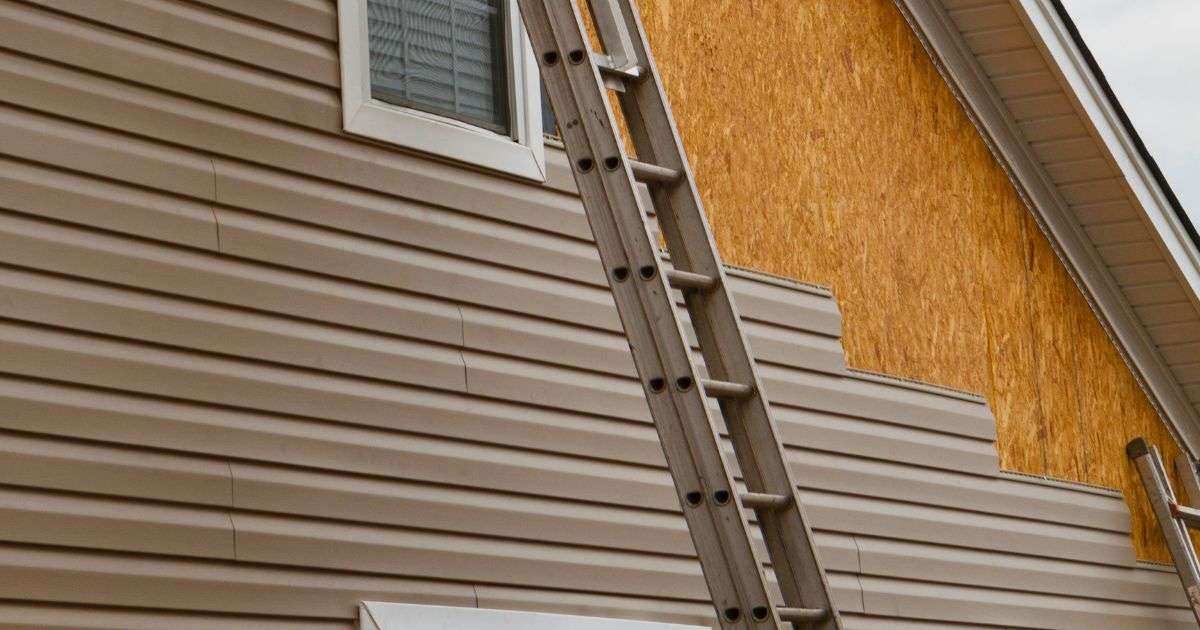 Insulated, water-resistant siding installation underway in Maryland