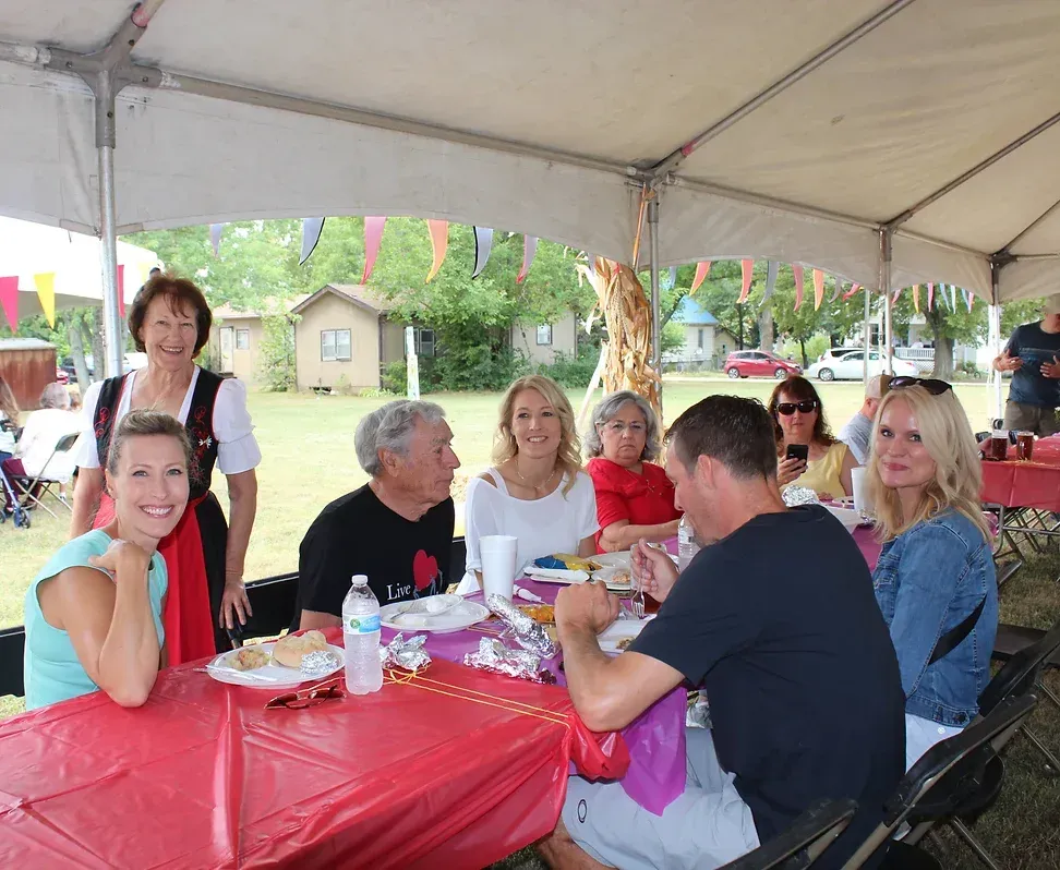 Zion Lutheran Church - Vassar, KS - Germanfest - Meals-a-Plenty