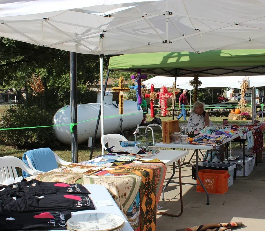 Zion Lutheran Church - Vassar, KS - Germanfest - More Crafts and Wares with Handmade Quilts