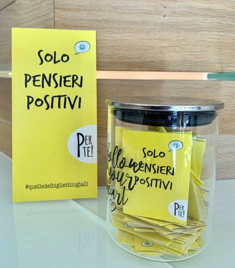 quellledeibigliettinigialli dispenser